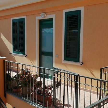 Appartamento In Paese A Santa Teresa Di Gallura מראה חיצוני תמונה